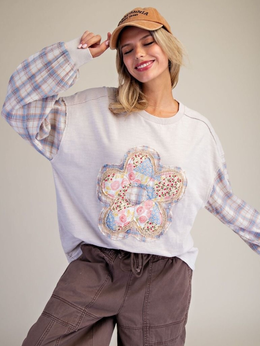 EASEL NWT TOP Mushroom Patched Floral Plaid Jersey Size Small - Large
